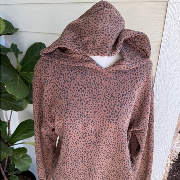 Abercrombie & Fitch Leopard Print Hooded Sweater - Picture 4 of 4